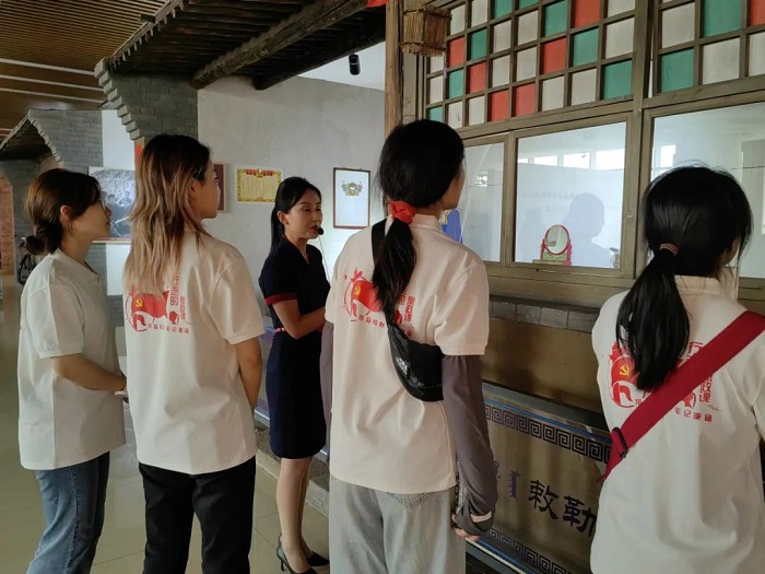 a1beaec38a5249efbb60157212367736.jpg