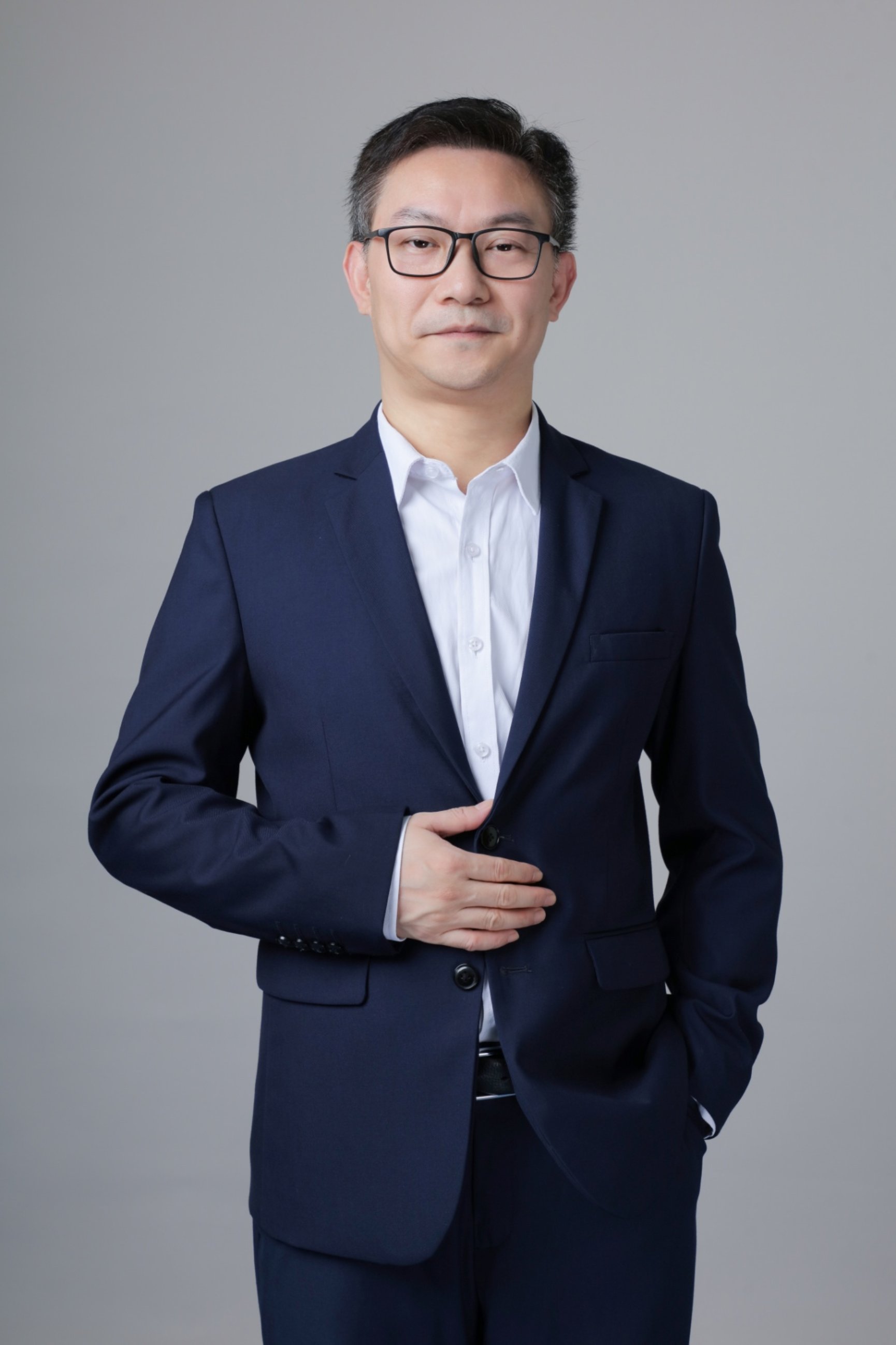 C:\Users\Lenovo\Desktop\老师照片\周旅军\1Z8A4028.jpg C:\Users\Lenovo\Desktop\老师照片\周旅军\1Z8A4028.jpg