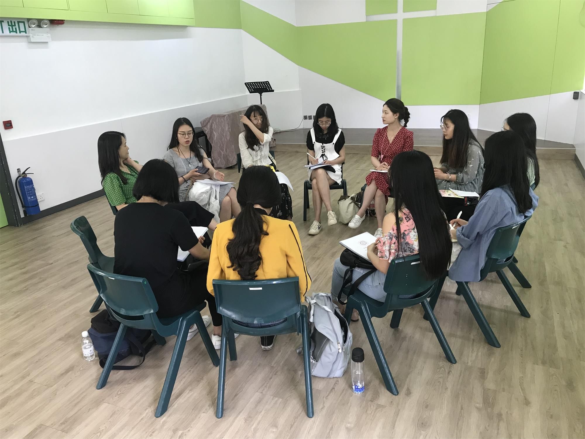 4d79e3722f6c42d79478763a800dec23.jpeg 香港1.jpeg