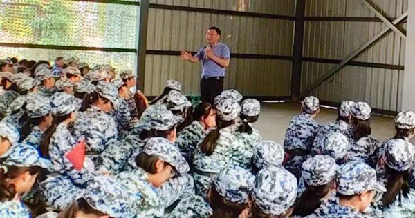 dfa73ec940fe42a9b8dd1979db415e45.jpg 微信图片_20190929081620_副本.jpg