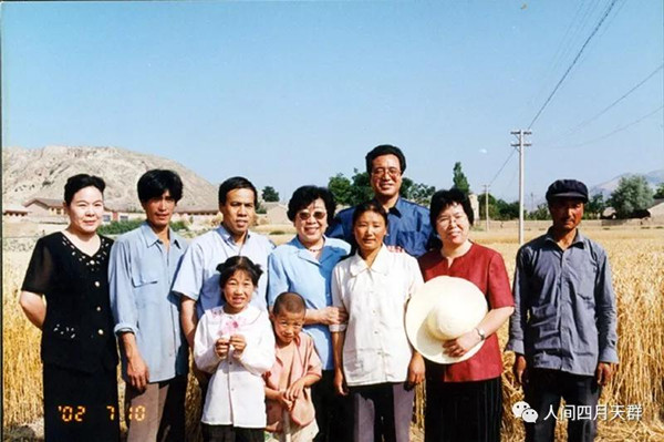 bf4e0a62edd940f58df121efa03187f1.jpg 24_副本.jpg