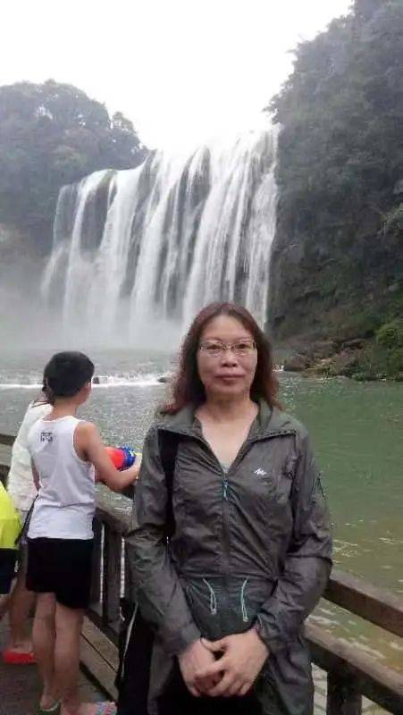 fe80d07a15424da2927c44f0eae98232.jpg 10.jpg