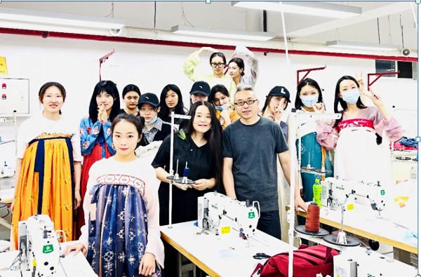 ff5d8edb08f247669ea3db788616a30a.jpg conew_1.jpg